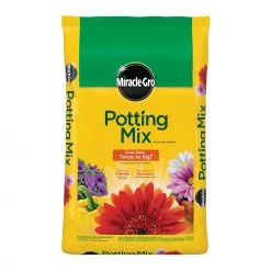 Miracle-Gro Soil & Soil Amendments 16-Quart Potting Soil Mix