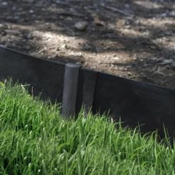 EasyFlex Pound-In Landshark 20-ft Black Plastic Landscape Edging Roll -Cheap Landscaping Store 09549120