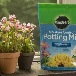 Miracle-Gro Soil & Soil Amendments 25-Quart Potting Soil Mix 10 Miracle-Gro Soil & Soil Amendments 25-Quart Potting Soil Mix -Cheap Landscaping Store 09740334