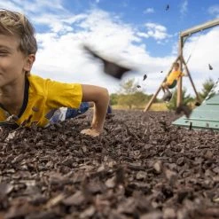 NuScape 0.8-cu ft Brown Rubber Mulch -Cheap Landscaping Store 15280404 scaled