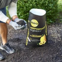 Miracle-Gro Soil & Soil Amendments 1.3-cu ft Organic Garden Soil -Cheap Landscaping Store 15355290