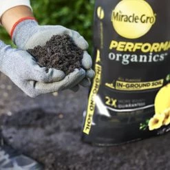 Miracle-Gro Soil & Soil Amendments 1.3-cu ft Organic Garden Soil -Cheap Landscaping Store 15355291