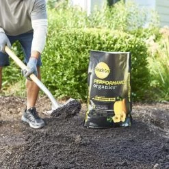 Miracle-Gro Soil & Soil Amendments 1.3-cu ft Organic Garden Soil -Cheap Landscaping Store 15355293