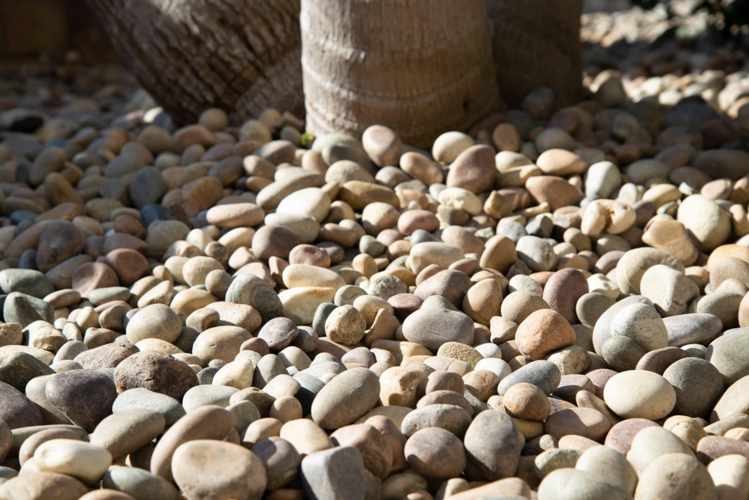 WonderLand Landscaping Rock 0.4-cu ft Decorative Rock 3 WonderLand Landscaping Rock 0.4-cu ft Decorative Rock - Image 3