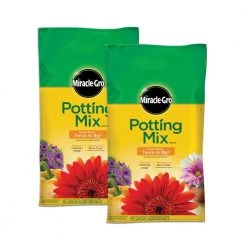 Miracle-Gro Soil & Soil Amendments Potting Mix Bundle 16-Quart Potting Soil Mix